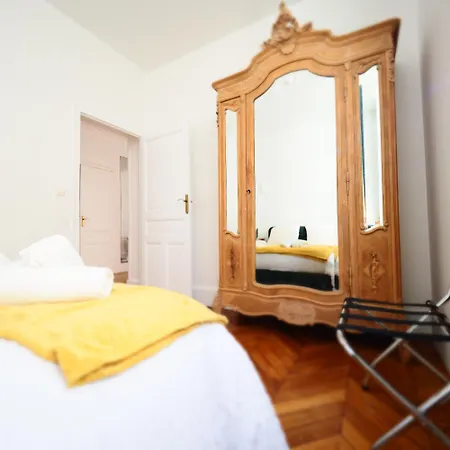 Le Helder - Hypercentre - Thermes & Parcs - Rez De Chaussee Apartamento